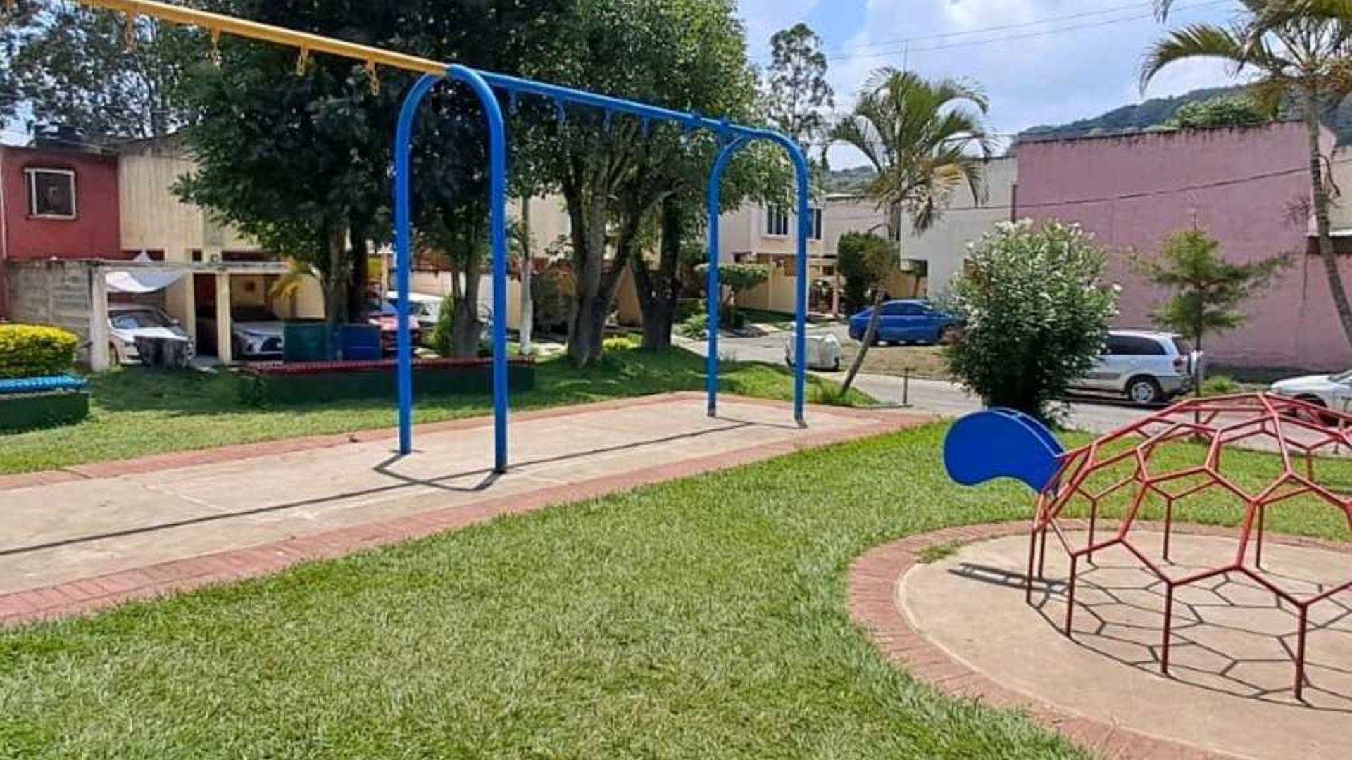 CASA EN VENTA – VILLA ROMANA, CLÚSTER 2, VILLA NUEVA - Miniatura 5