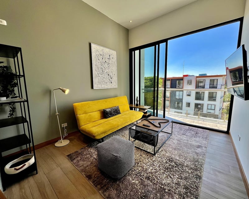 Apartamento Amueblado en Venta Edificio AOKI, zona 14 N7