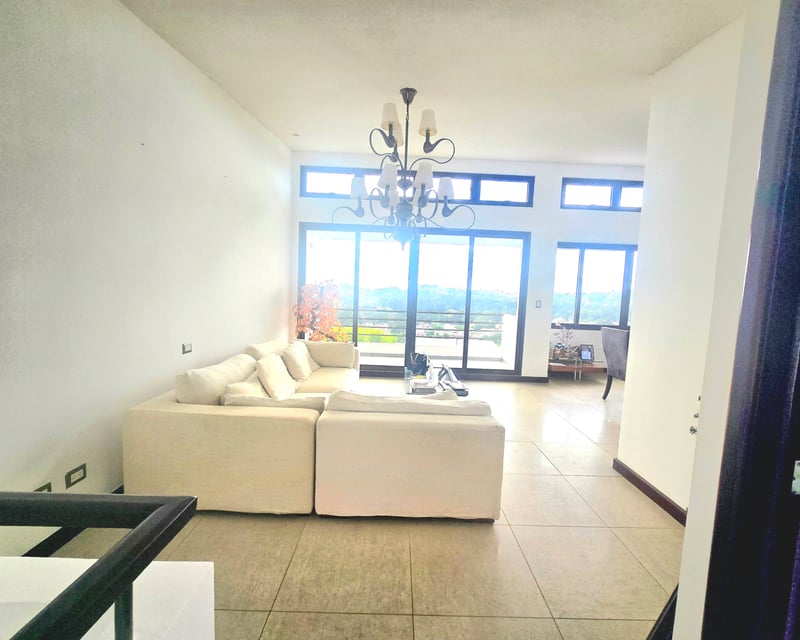Hermosa Casa en Renta en Santuaria Muxbal km 14.5 CAES, 4 Habitaciónes, Jardin‼️