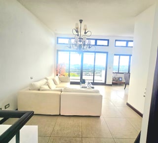 Hermosa Casa en Renta en Santuaria Muxbal km 14.5 CAES, 4 Habitaciónes, Jardin‼️