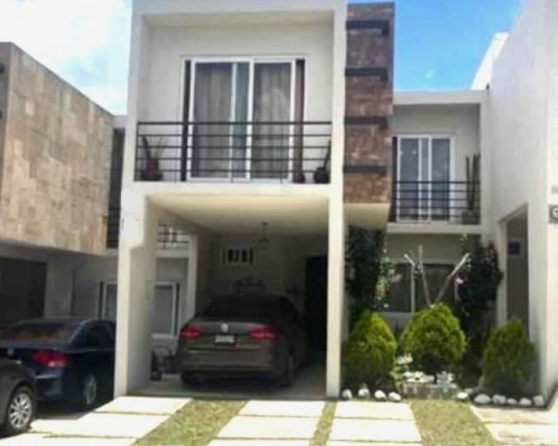 Casa en Venta en La Reserva, Carretera a El Salvador