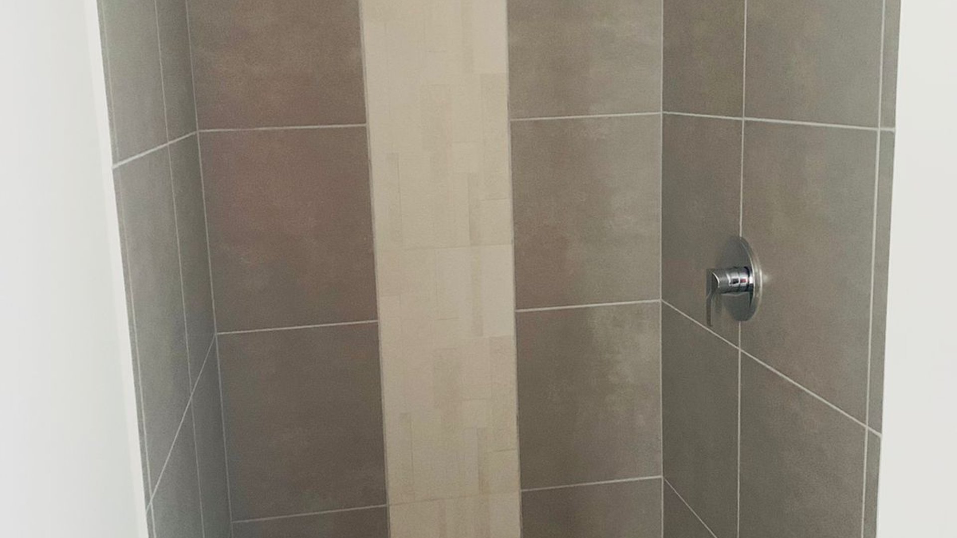 Rento / Vendo Lindo apartamento totalmente nuevo en Zona 5 - Miniatura 10