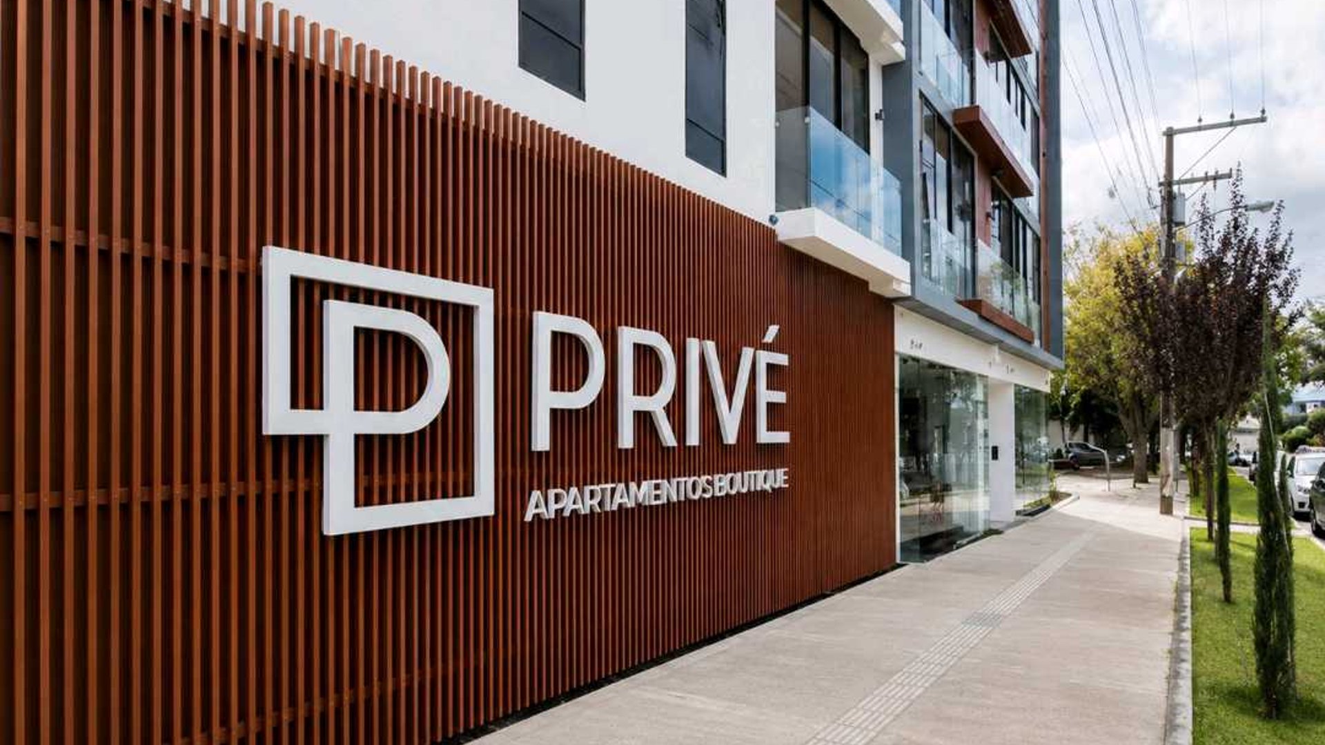APARTAMENTO EN ALQUILER???? Edificio Privé, Zona 15 - Image 1