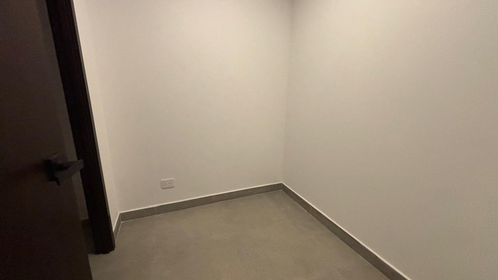 Townhouse en Alquiler Condominio Molie, zona 10 - Miniatura 9