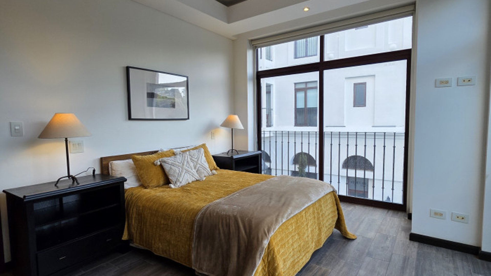 Apartamento amueblado en Alquiler Lirios de Cayala Z.16 - Miniatura 21