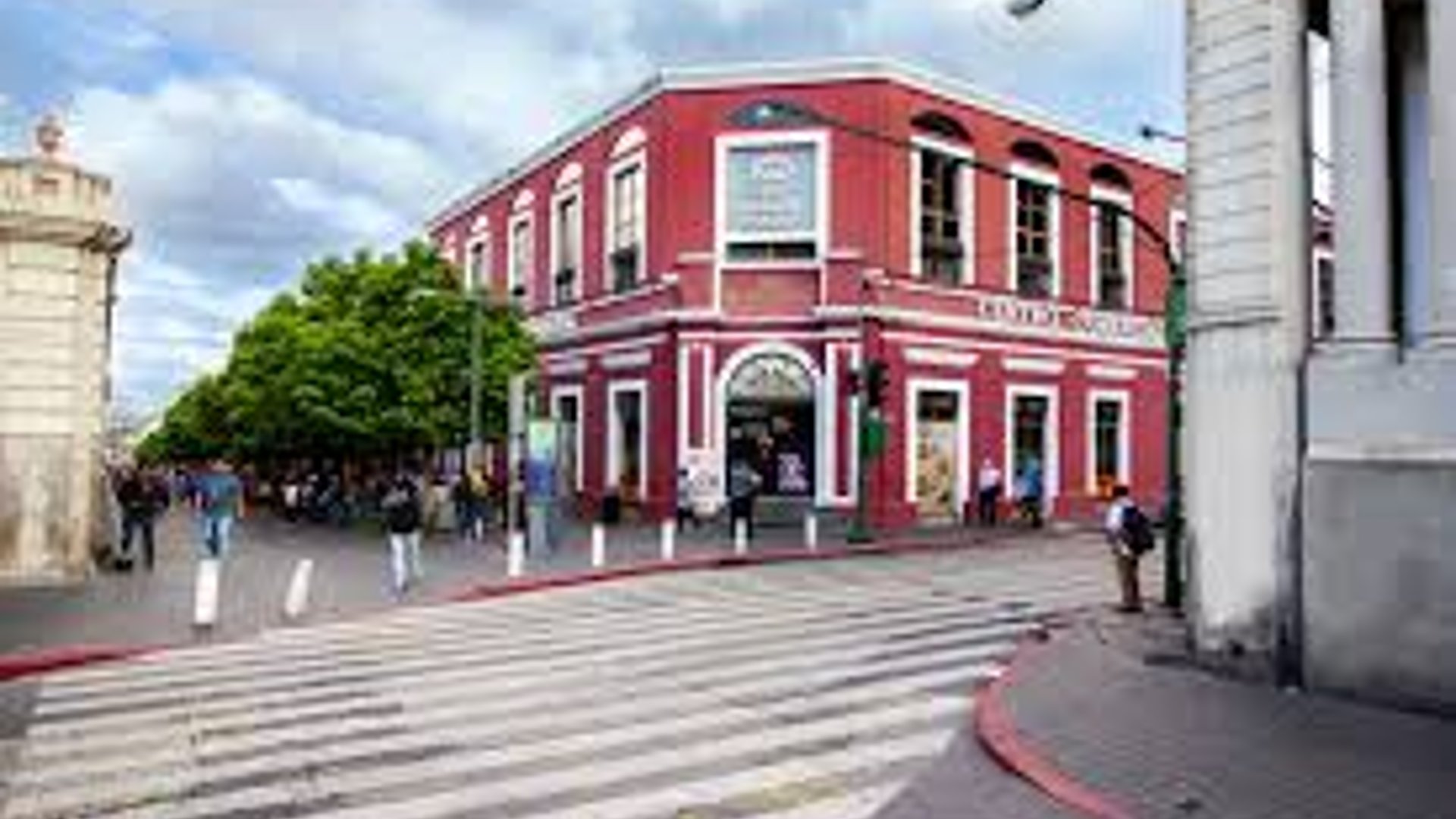 LOCAL EN RENTA – C.C. REAL DEL PARQUE | ZONA 1
