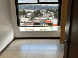 APARTAMENTO EN EDIFICIO PORTICO ZONA 7 - 2