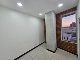 Ofibodega en Renta Condado Naranjo - Image 10