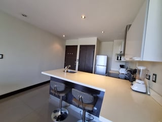 Apartamento Amueblado en Renta zona 15 Vista Hermosa 1 - Image 7