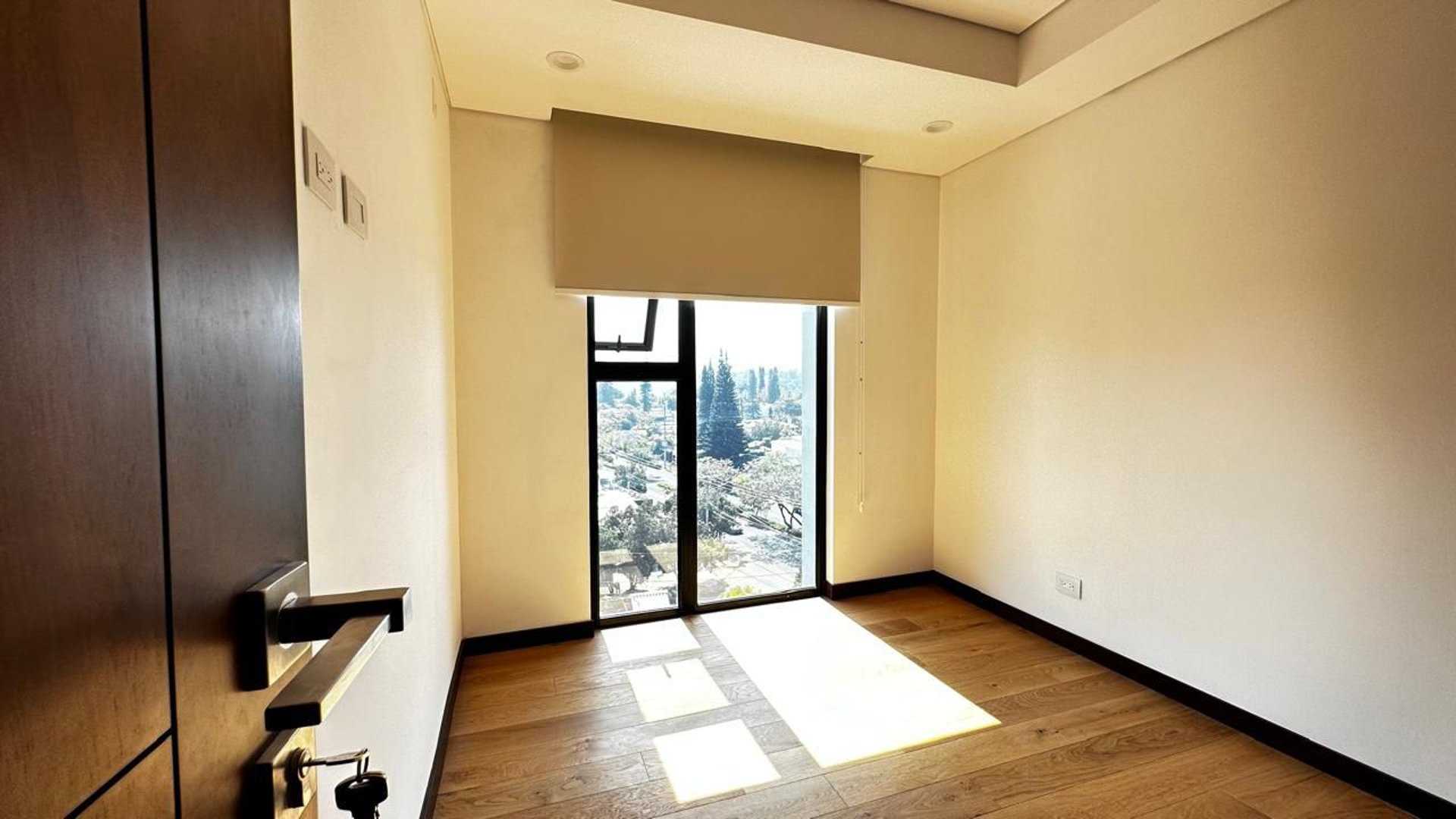 VENTA DE LINDO APARTAMENTO - RESERVA 5TA, ZONA 14 - Miniatura 4