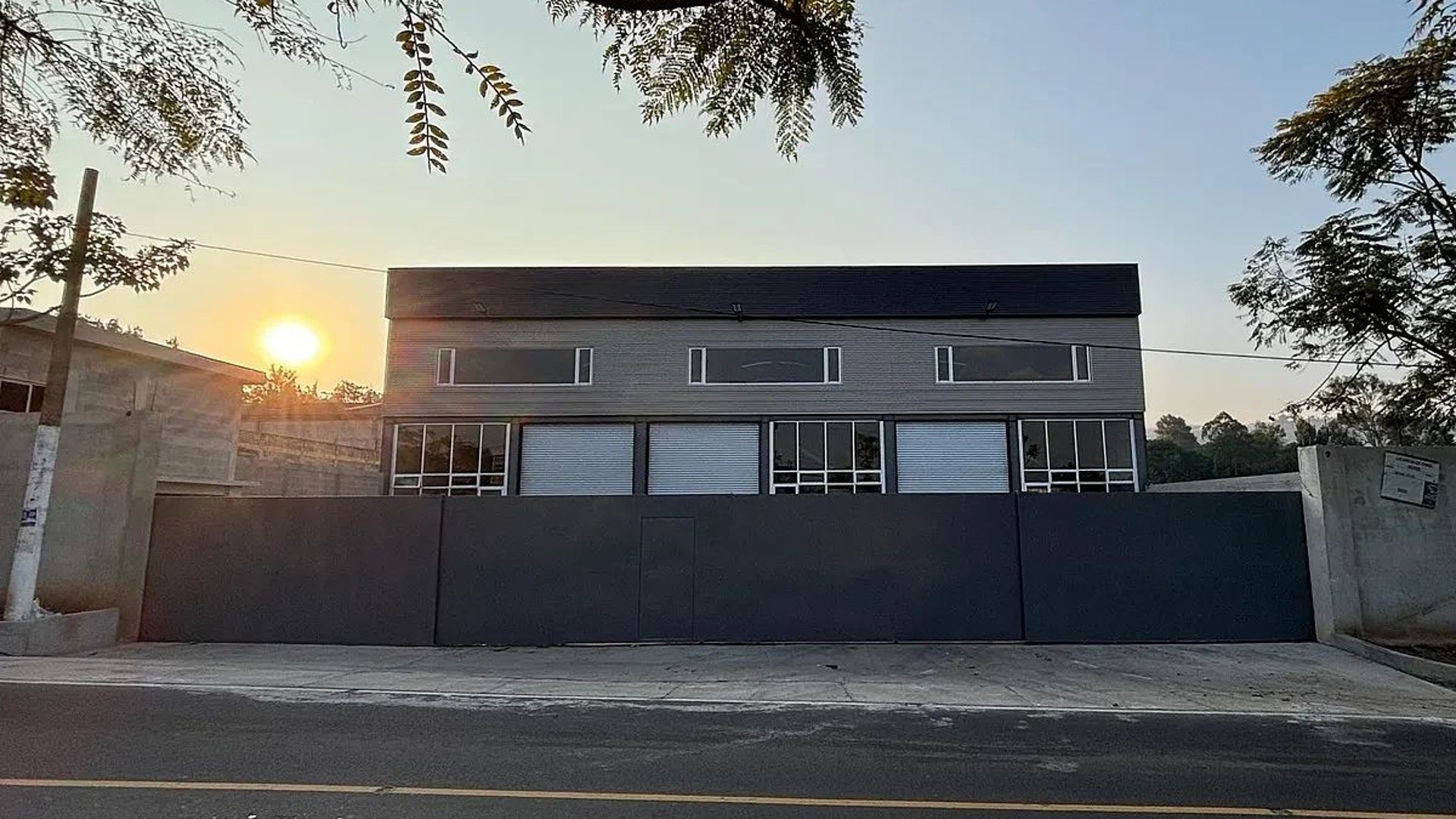Bodega Industrial en Venta cerca de Mayan Golf | Villa Nueva, Zona 4 | 1,468 m²