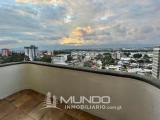 APARTAMENTO EN VENTA ZONA 14 - 4