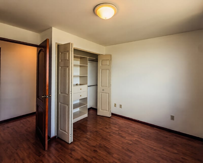 Apartamento en Venta con Balcones en Zona 14 ref-6136