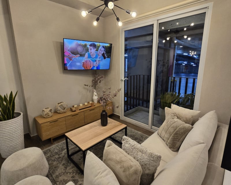 En venta Apartamento con terraza en venta Zona 17