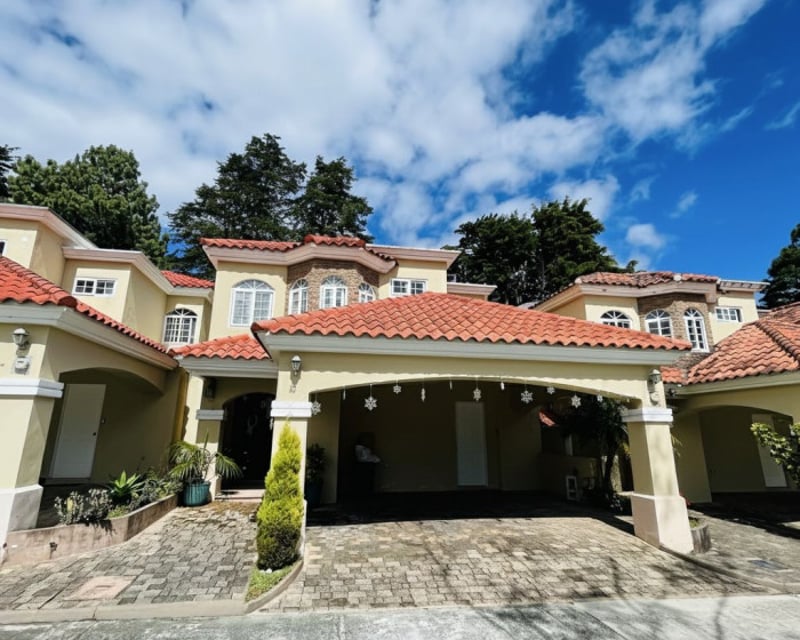 Casa en venta en Condominio Villas Europeas