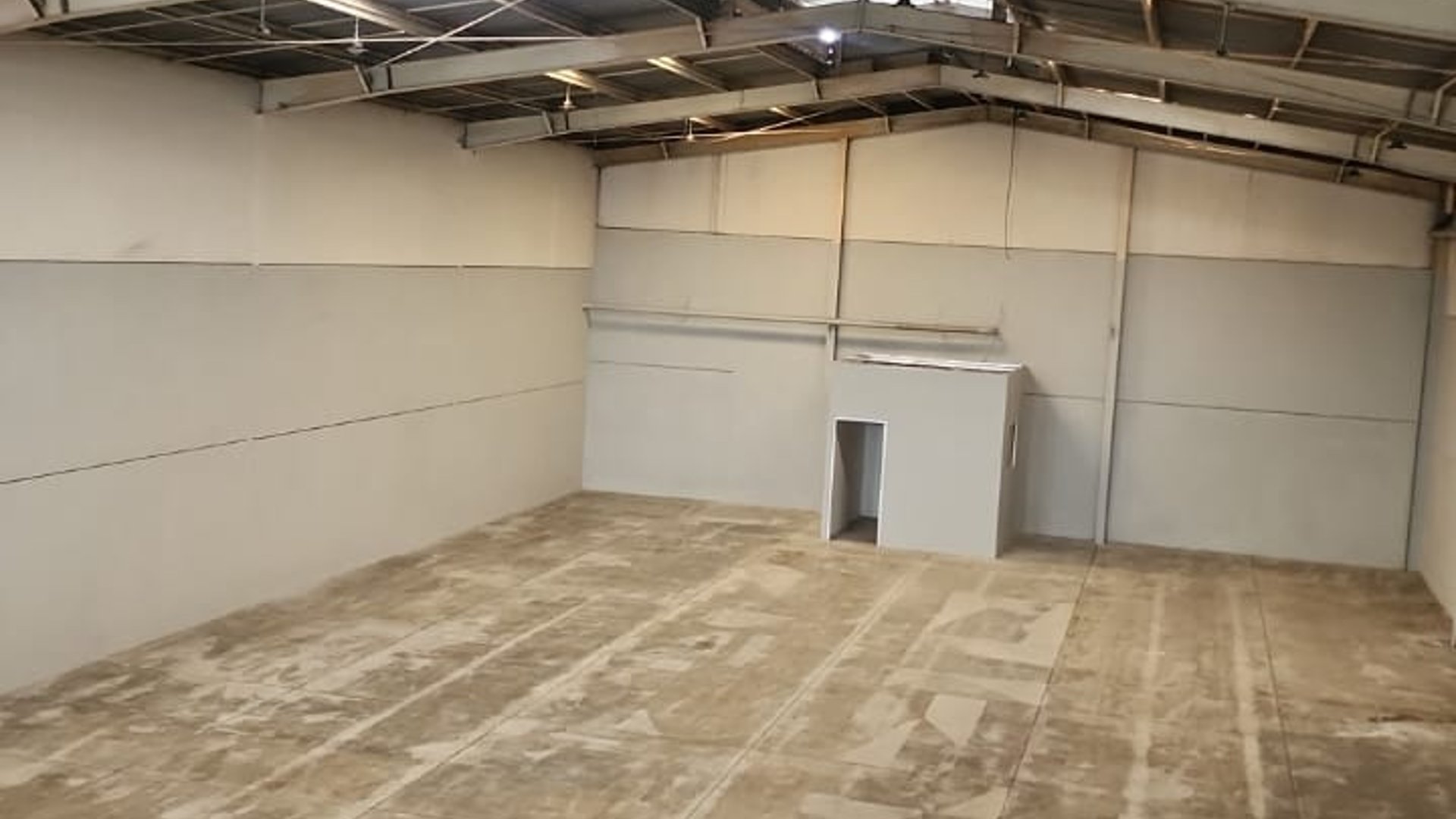 OFIBODEGA EN COMPLEJO ZONA 6 DE VILLA NUEVA - Miniatura 7