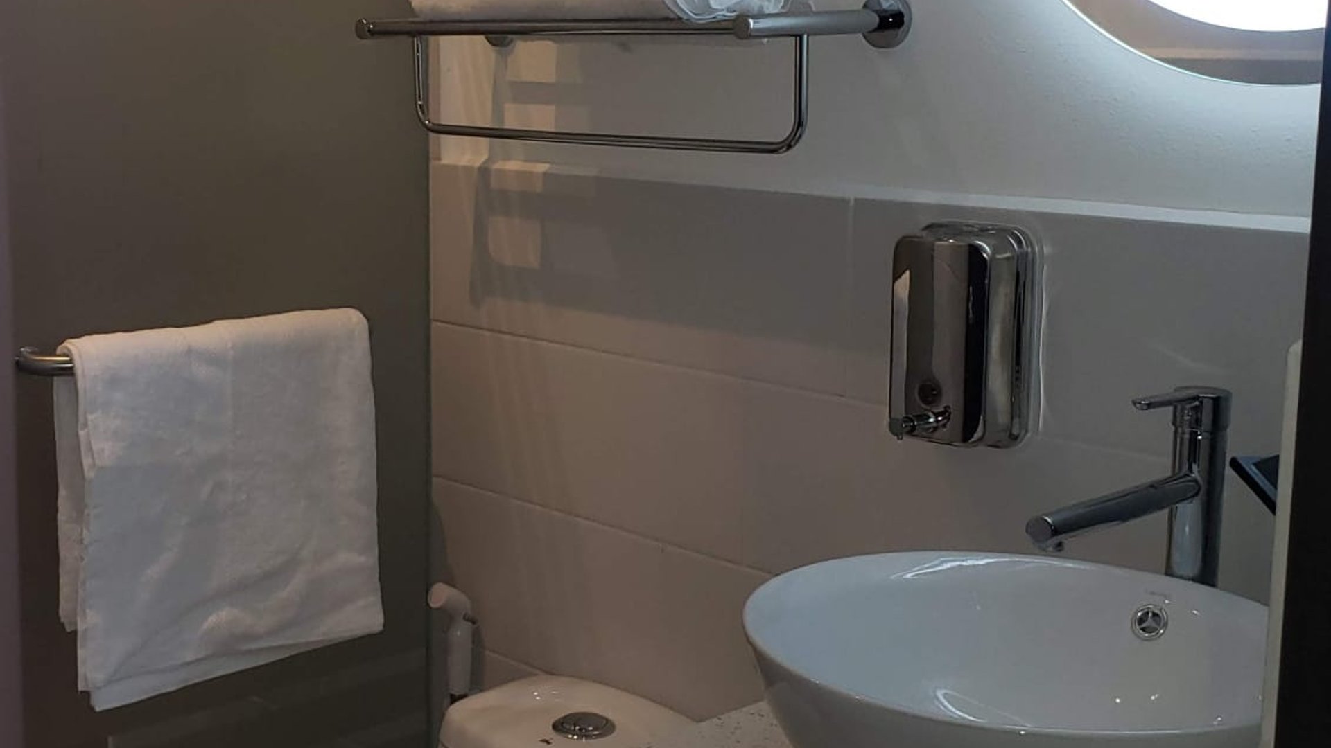 Apartamento en venta de 2 habitaciones en Zona 12 - Miniatura 5