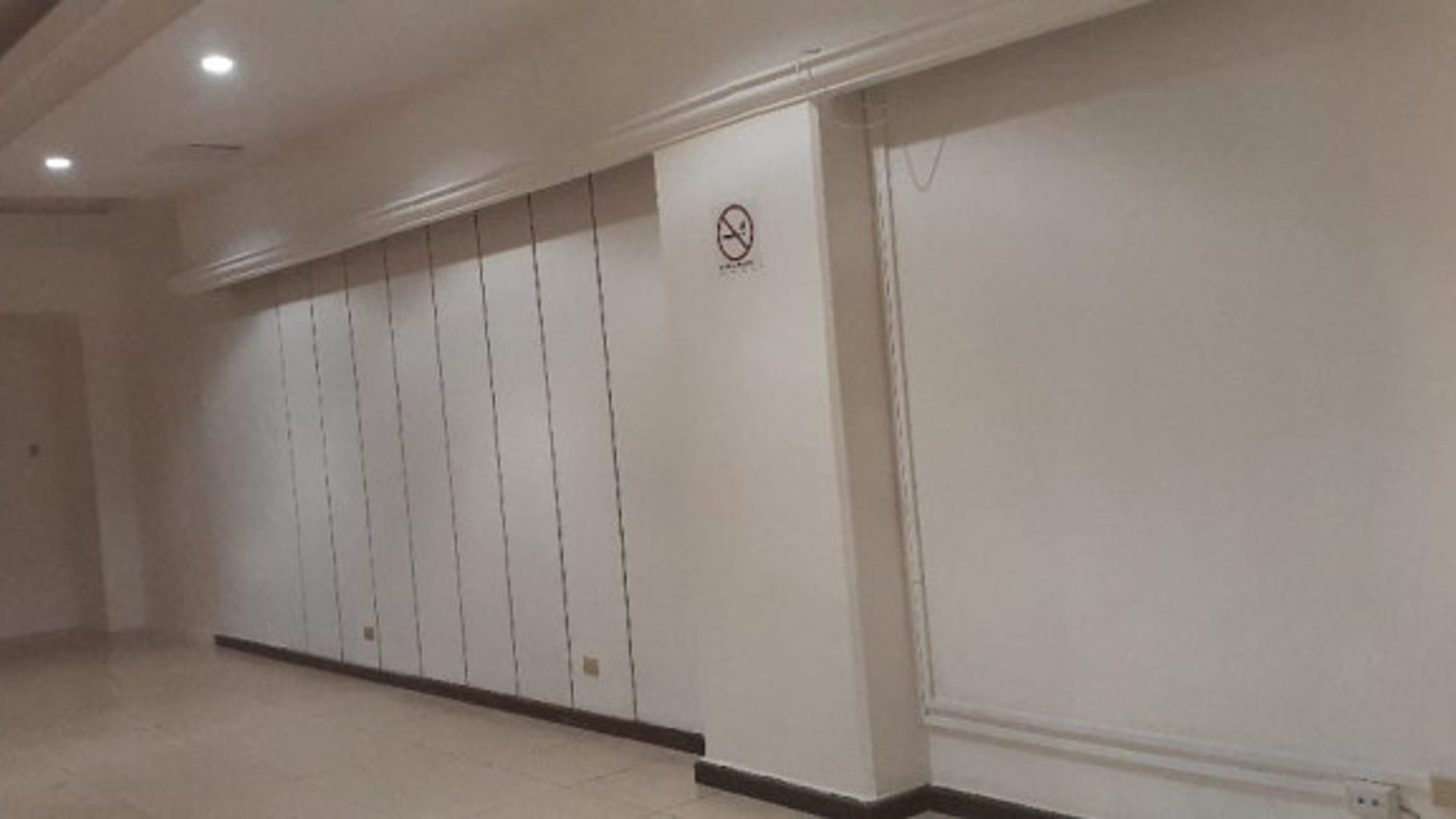 En venta Local Comercial en Pradera Zona 10 - Miniatura 4