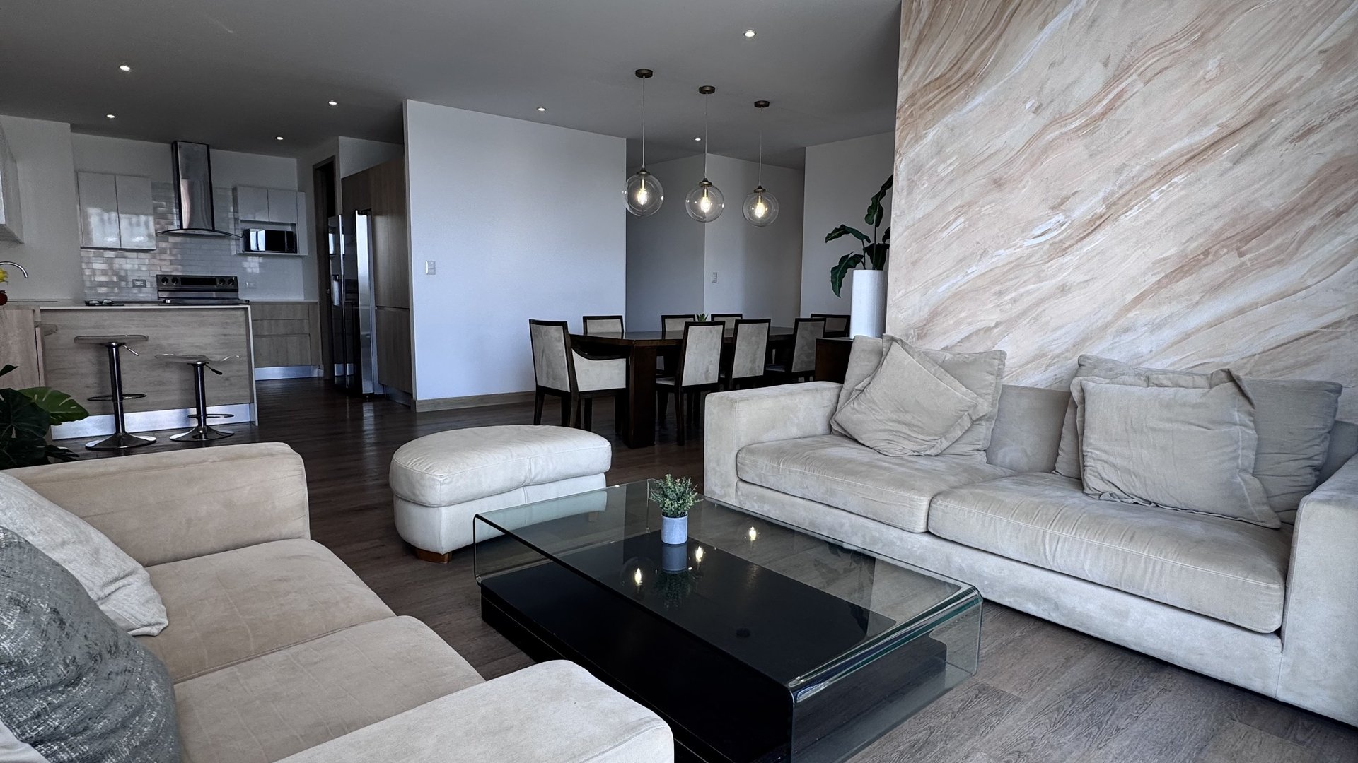 Apartamento venta Triva zona 15 para inversión rentado