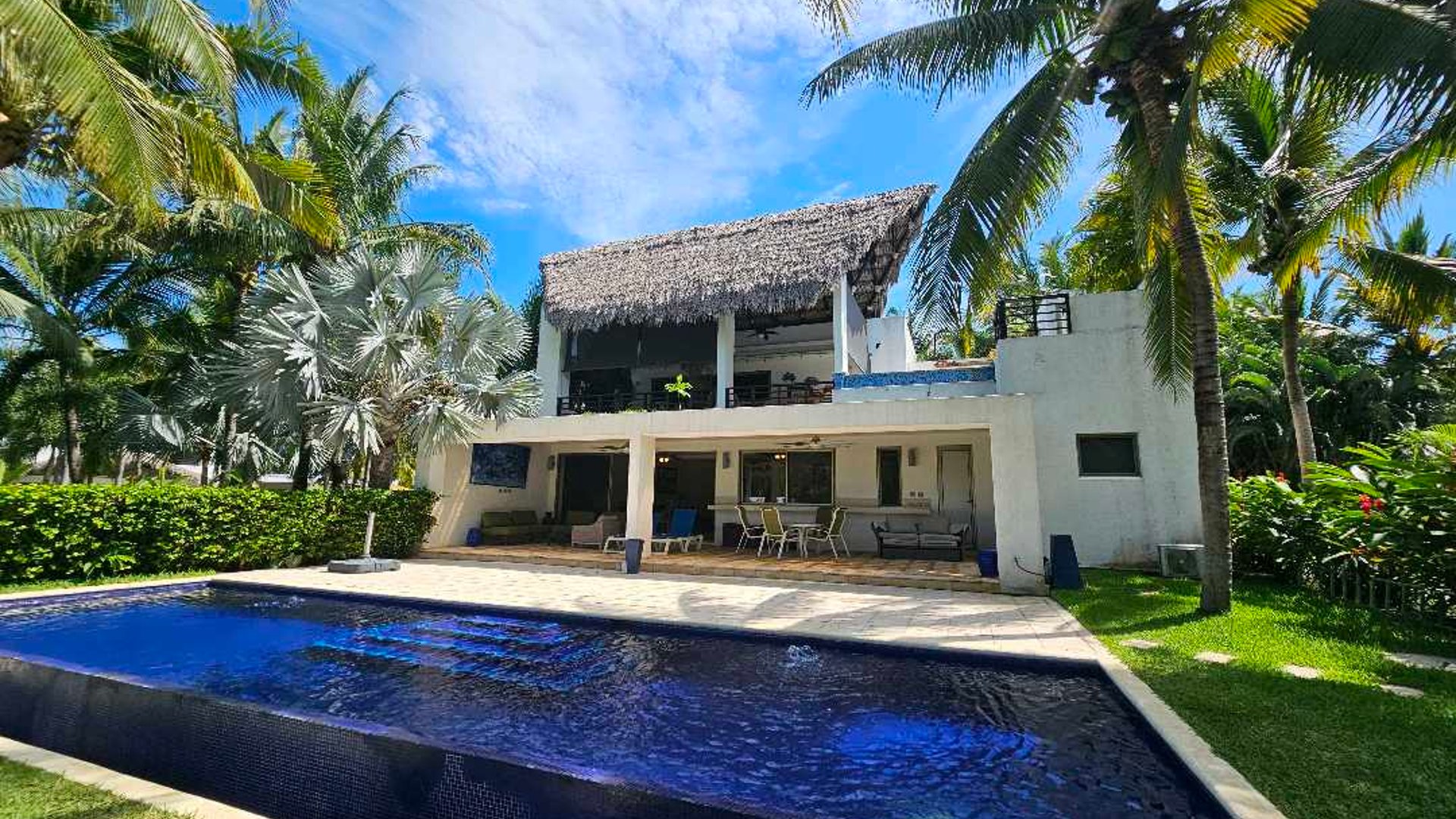 Casa de Playa amueblada en Condominio Blanc Monterrico