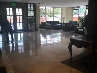 Apartamento de 2 habitaciones amueblado, zona 10 - Image 25