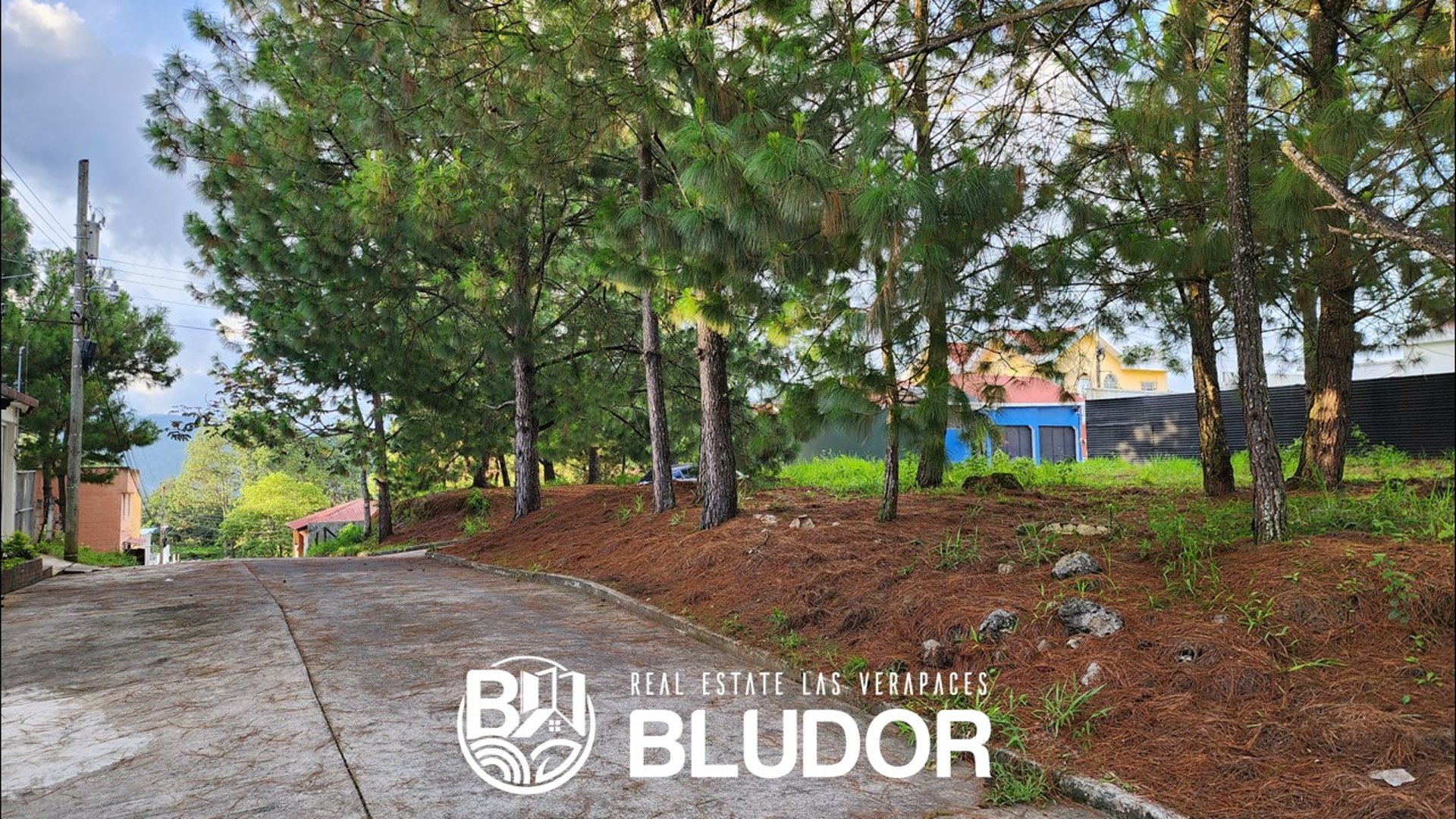 Vendo Terreno Grande Residencial Buganvilia Cobán