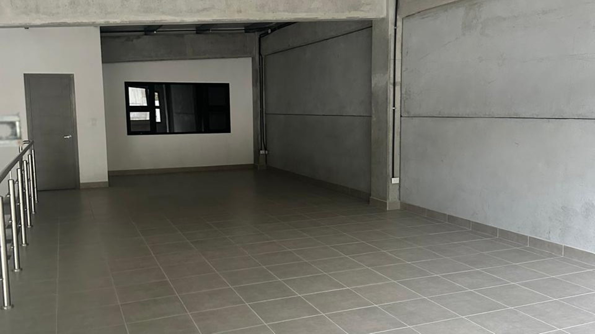???? OFIBODEGA EN RENTA – 485 M² | OFIBODEGAS BOUGANVILIAS | ZONA 18 - Miniatura 6