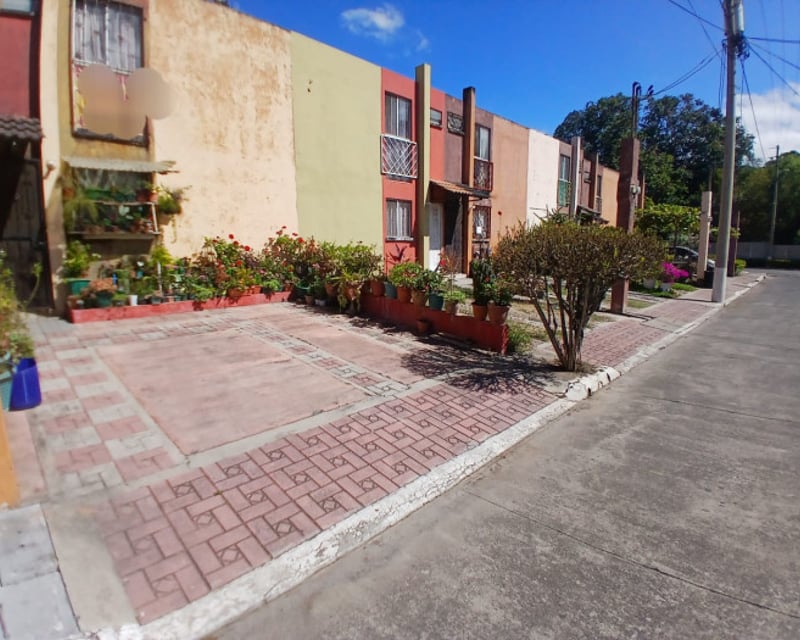 Casa en Venta Condominio El Frutal 2 zona5 V.N.