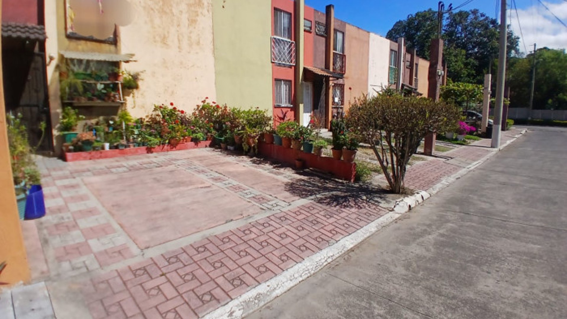 Casa en Venta Condominio El Frutal 2 zona5 V.N.