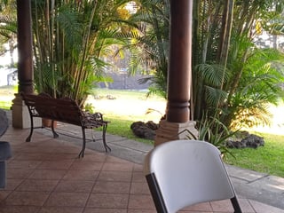 VENTA Ó ALQUILER DE AMPLIA PROPIEDAD - CARR. SANTA ELENA BARILLAS - 3