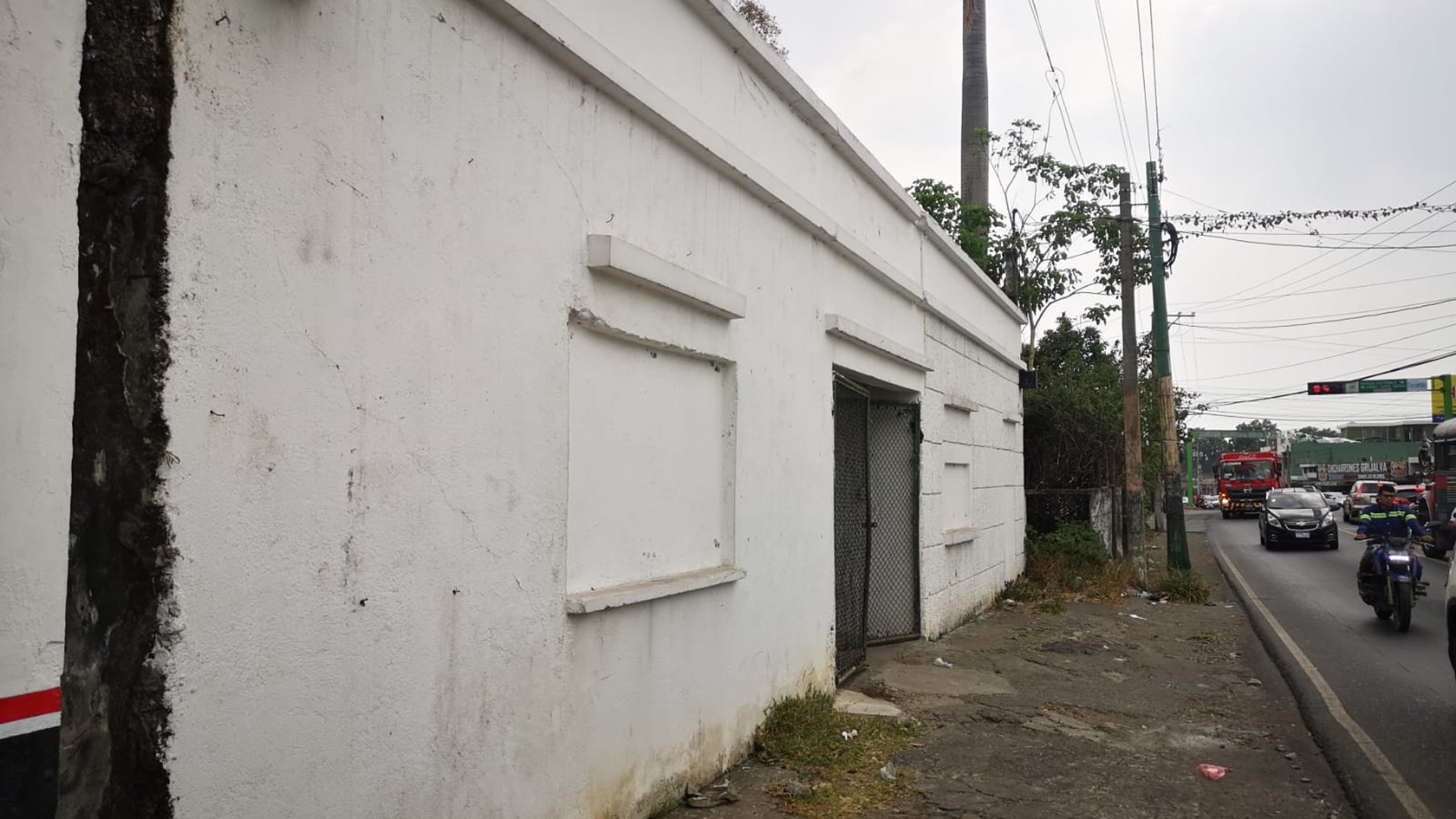 ????TERRENO COMERCIAL EN RENTA – 1,406 M² + GALERAS | ESCUINTLA - Miniatura 4