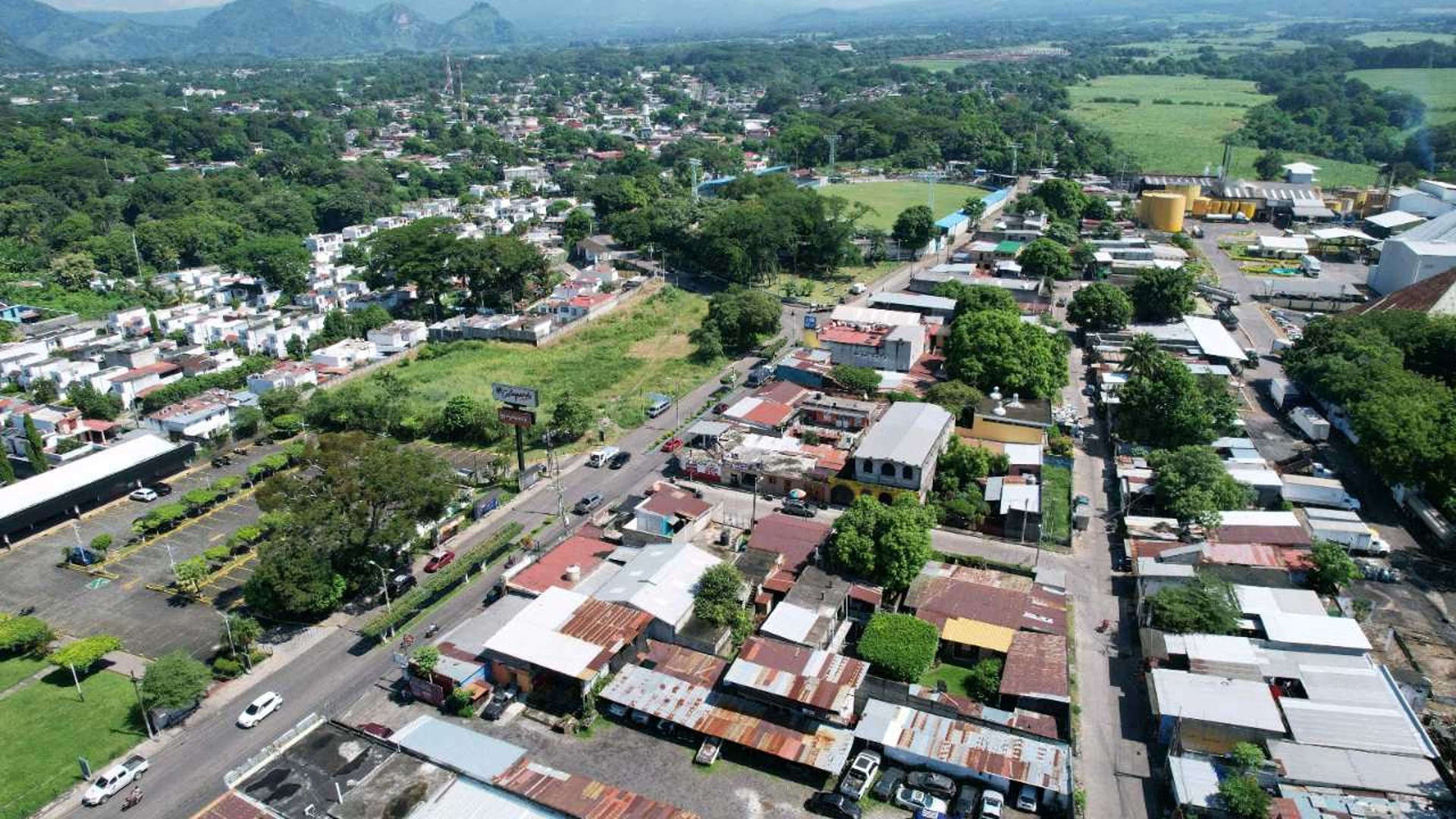 Estratégico Terreno Comercial en Renta – Avenida Principal, Escuintla - Miniatura 14