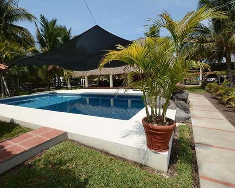 Renta Villa , para 20 personas en Monterrico desde Q5,000, Villa #