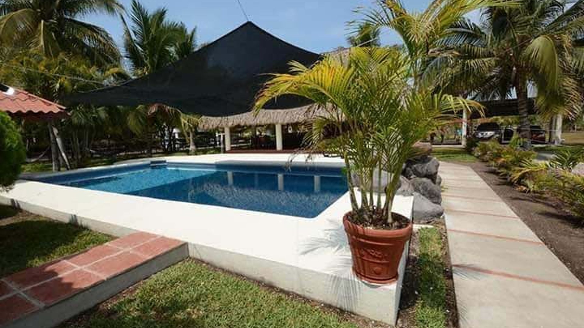 Renta Villa , para 20 personas en Monterrico desde Q5,000, Villa #