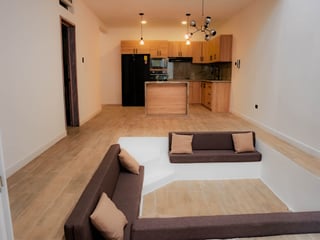 En venta Casa de diseño en Antigua Gardens, Alotenango - 2