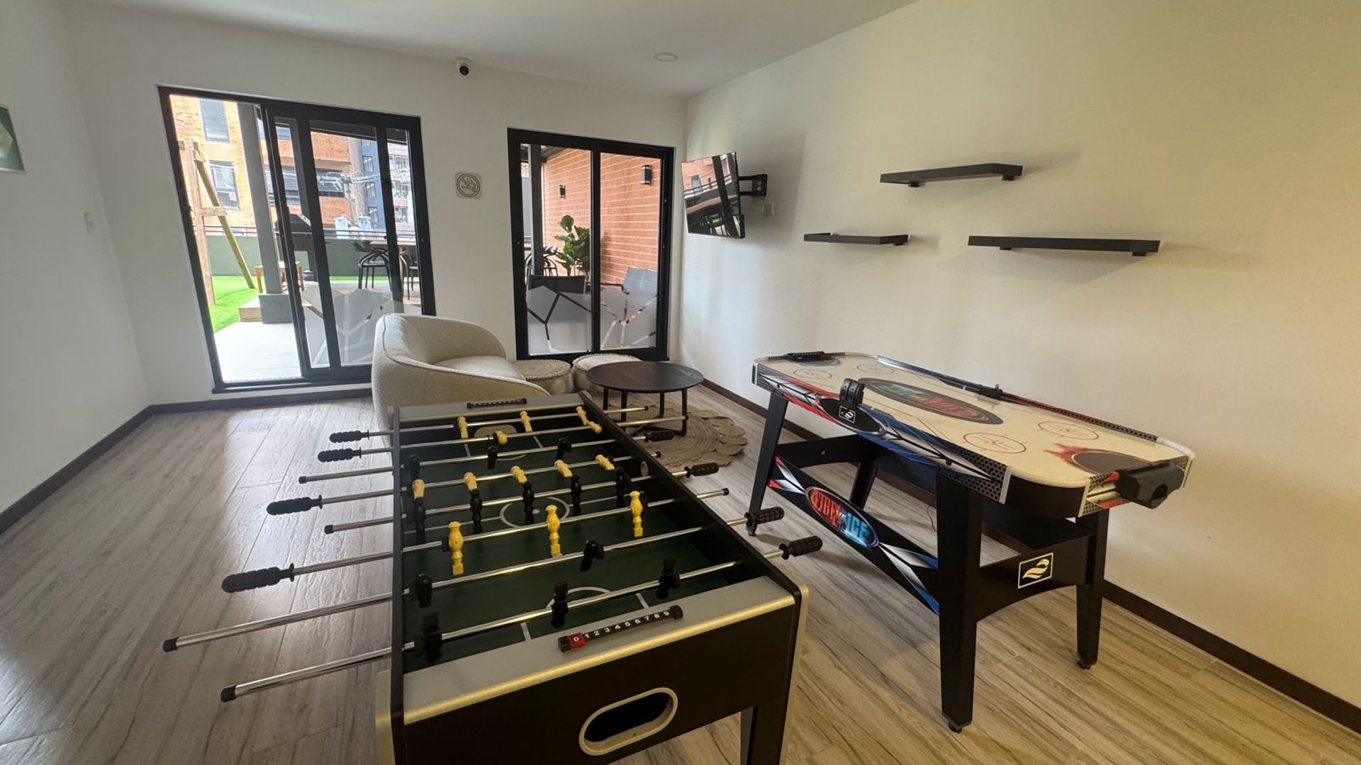 Apartamento en Venta  Edificio Neo 2, Zona 10 Ref-6034 - Miniatura 4