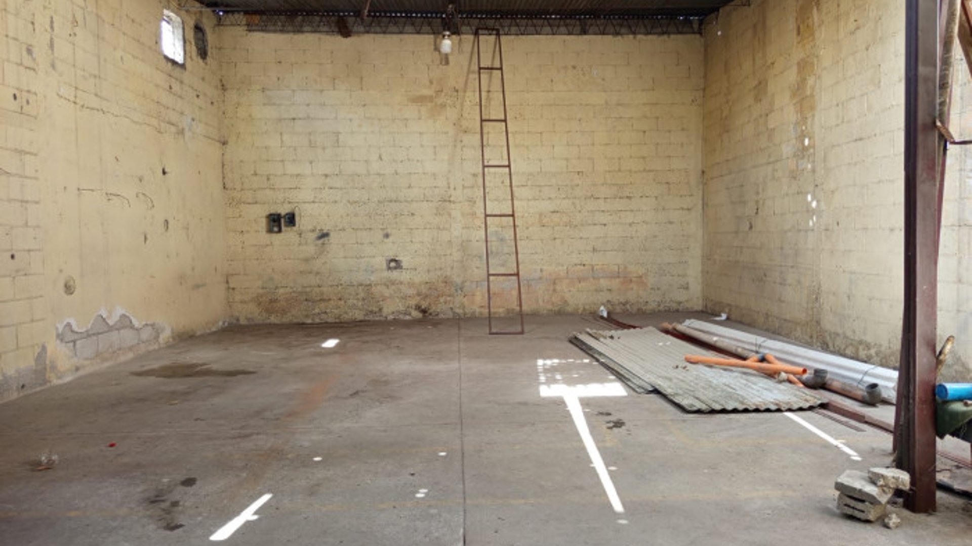 Bodega en venta en Amatitlán - Miniatura 2