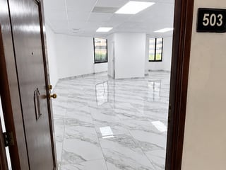 OFICINA EN ALQUILER 86 METROS CUADRADOS | MURANO CENTER | ZONA 10 DE GUATEMALA - 3