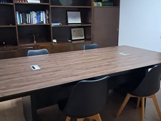 Casa de un nivel en venta en zona 10 ideal para oficinas en venta y renta - 5