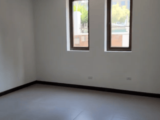 Casa en Venta en Zona 15 Vista Hermosa II – Ideal para Vivienda, Oficinas o Desa - 3