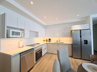 Apartamento de 3 dormitorios en venta en Edificio Artis, zona 13 - 3