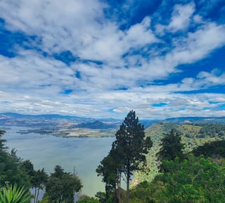 Propiedad con Cabañas y mirador | Km 36 Santa Elena Barillas