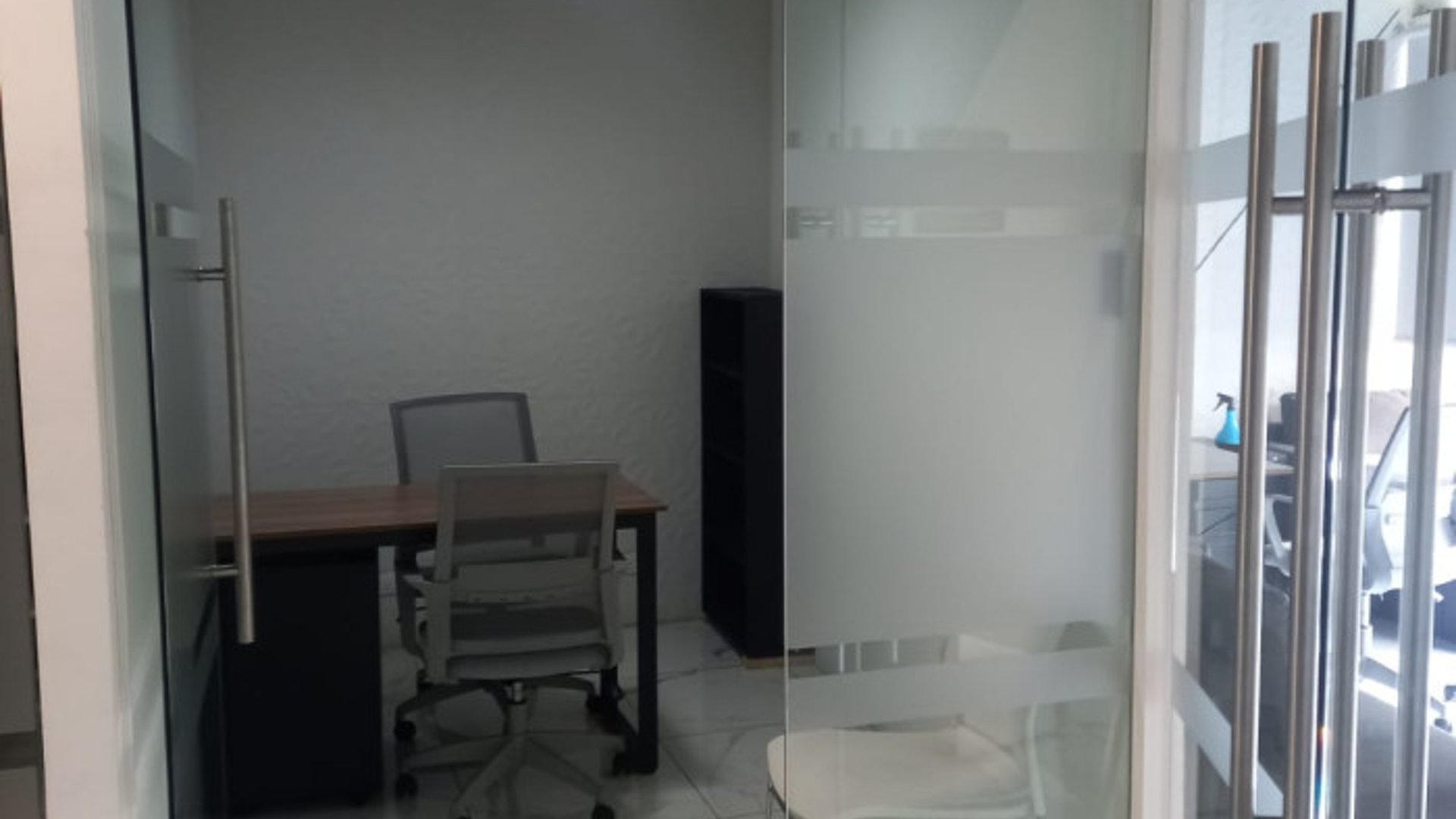 OFICINA EN RENTA
