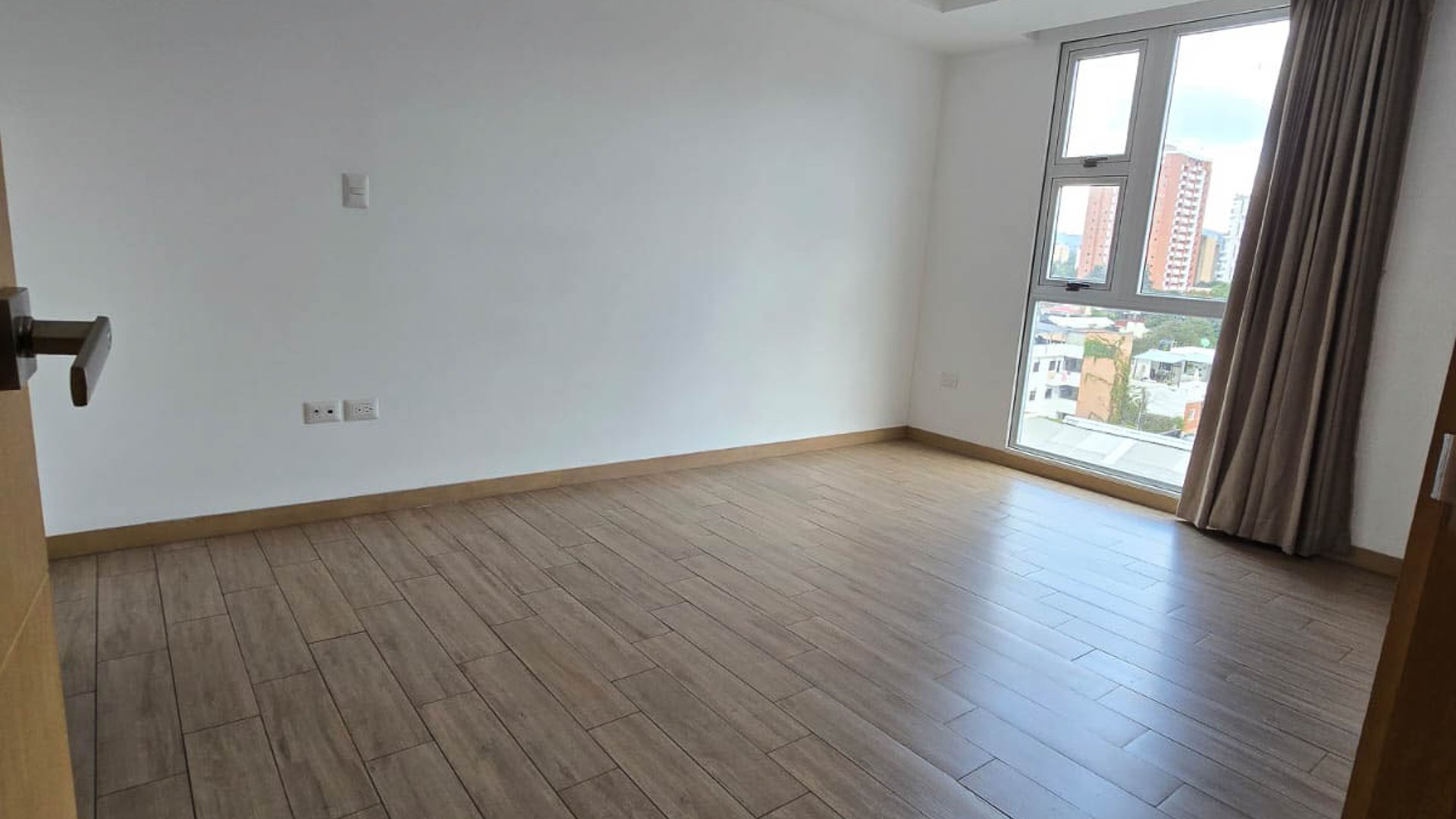 CITYHAUS APARTAMENTO TRES HABITACIONES EN RENTA - Miniatura 5