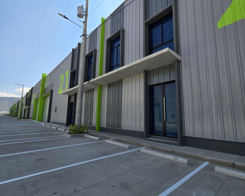 Ofibodegas en Renta o venta en Amatitlan