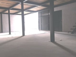 OFIBODEGA EN RENTA ZONA 12 - 5