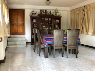 Casa en venta, en Zona 16 - 4