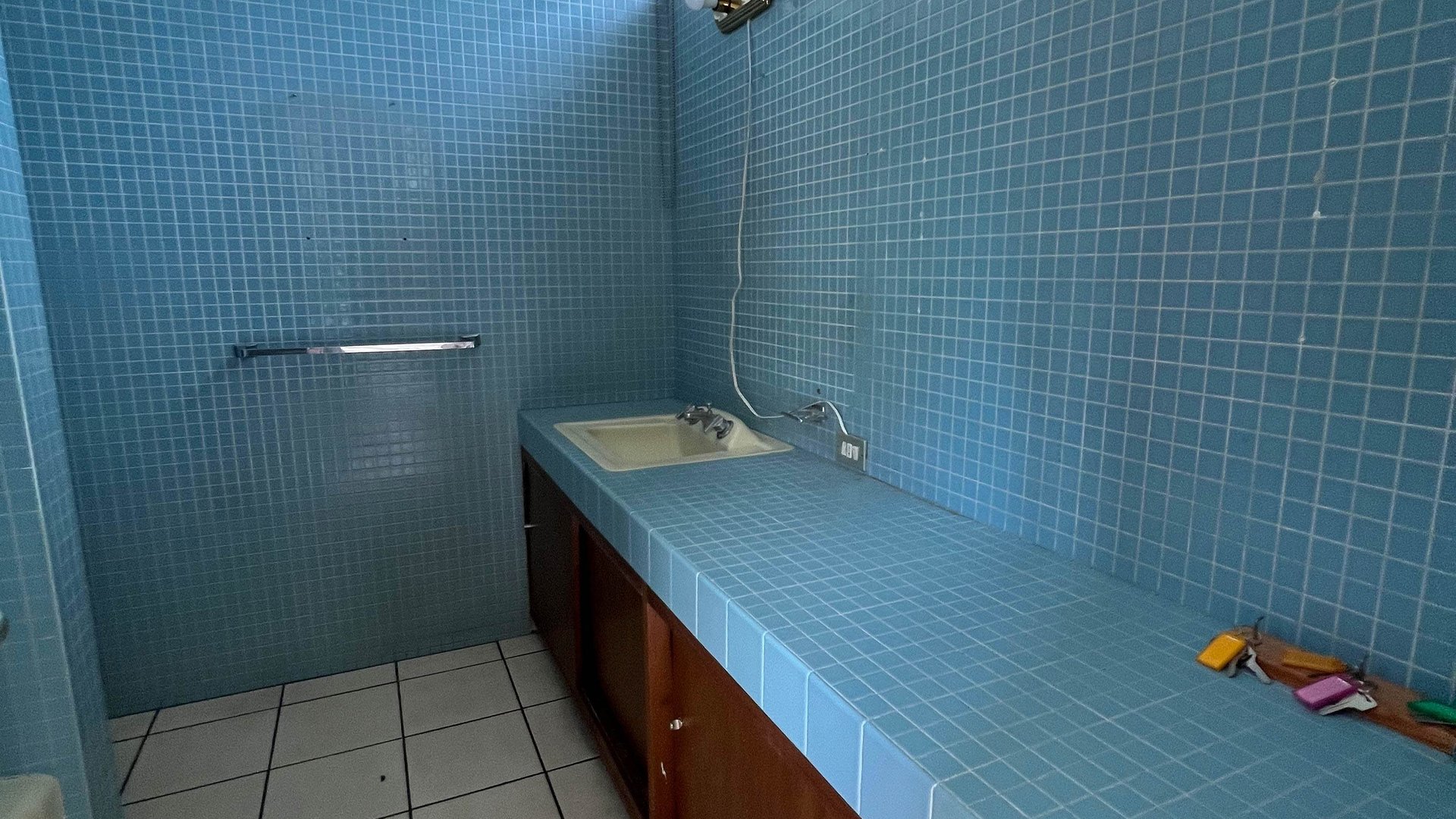CASA IDEAL PARA OFICINAS EN RENTA ZONA 10 - Miniatura 9