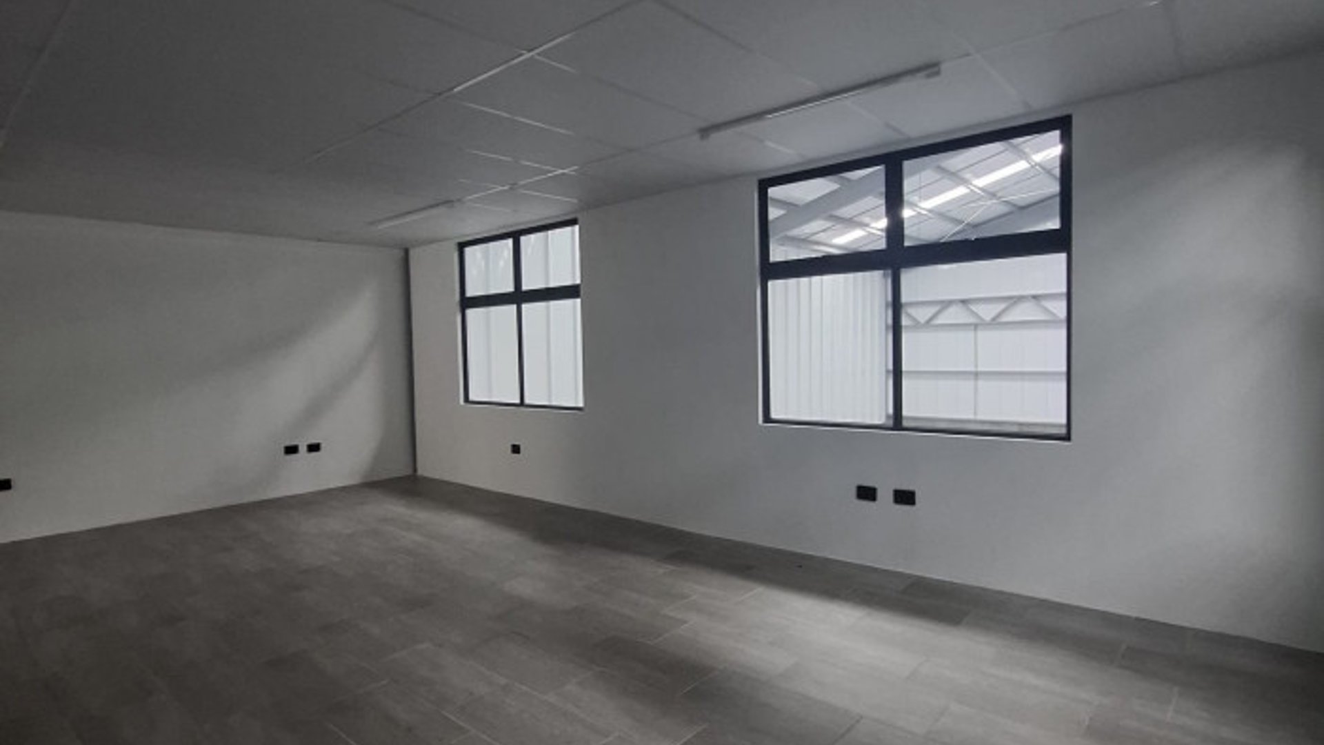 Bodega en venta en Villa Canales Guatemala | Oficinas y Bodegas - Miniatura 10