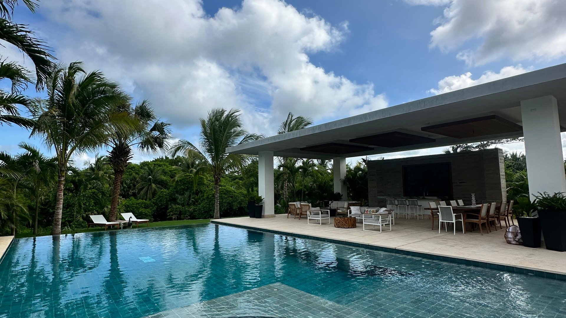 JUAN GAVIOTA MARINA DEL SUR CASA DE LAGUNA EN VENTA